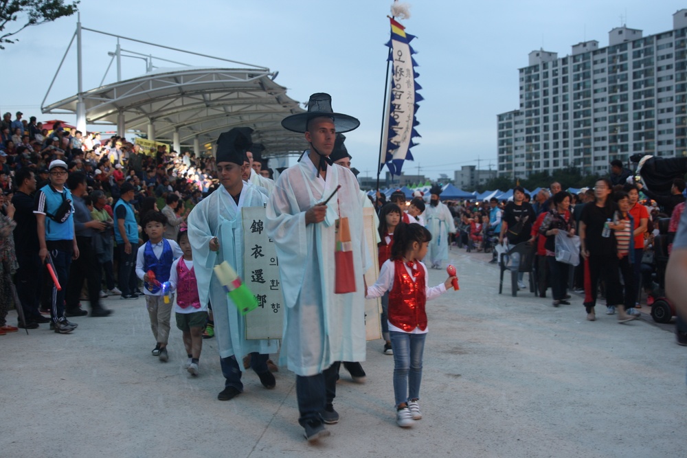 Marines Participate in Poeun Cultural Festival in South Korea