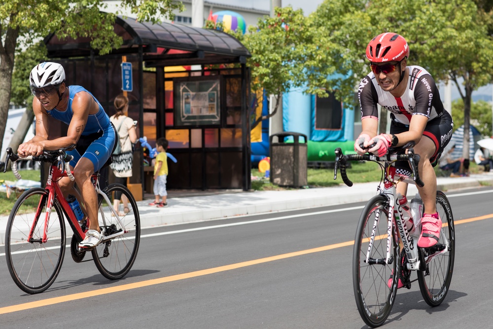 MCAS Iwakuni builds bonds through swimming, bicycling, running