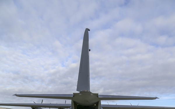 Pennsylvania, Alaska, National Guard arrive at Naval Station Oceana