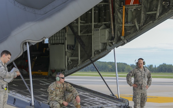 Pennsylvania, Alaska, National Guard arrive at Naval Station Oceana