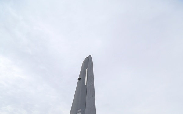 Pennsylvania, Alaska, National Guard arrive at Naval Station Oceana