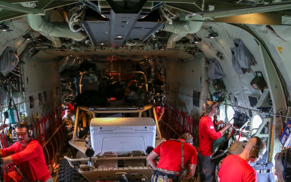 Alaska Guardsmen conduct rescue operations in North Carolina