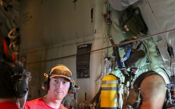 Alaska Guardsmen conduct rescue operations in North Carolina