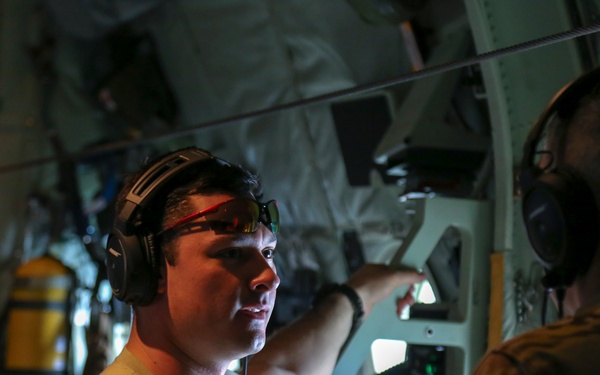 Alaska Guardsmen conduct rescue operations in North Carolina