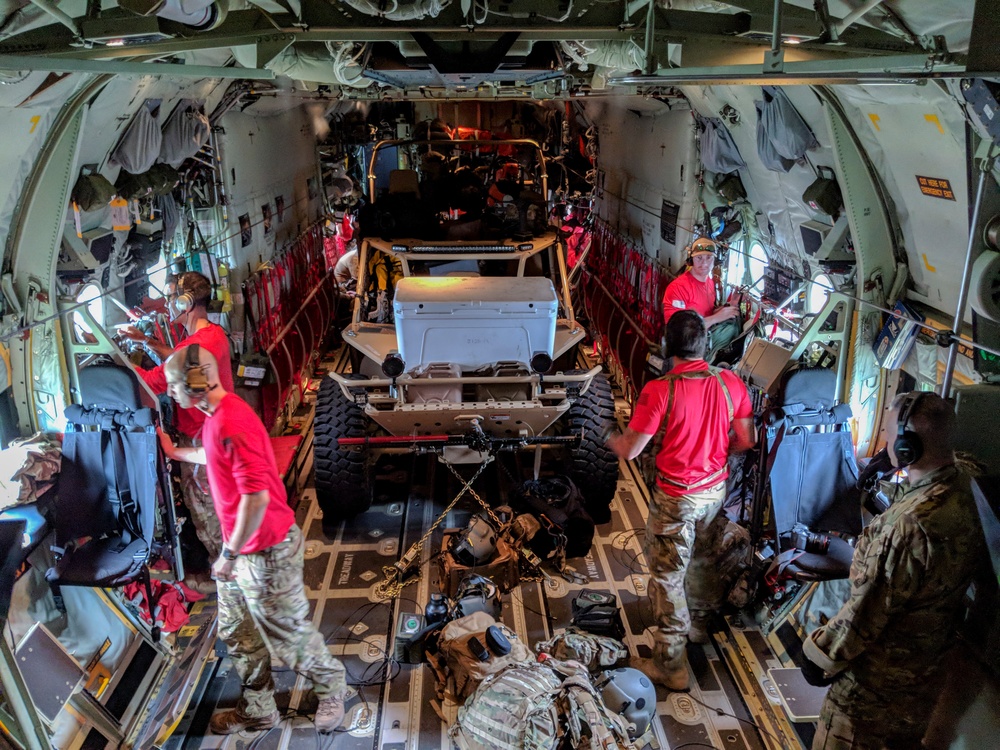 Alaska Guardsmen conduct rescue operations in North Carolina