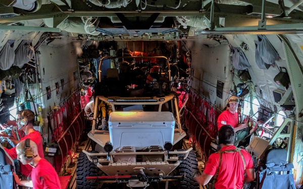 Alaska Guardsmen conduct rescue operations in North Carolina