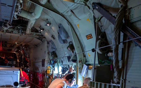 Alaska Guardsmen conduct rescue operations in North Carolina