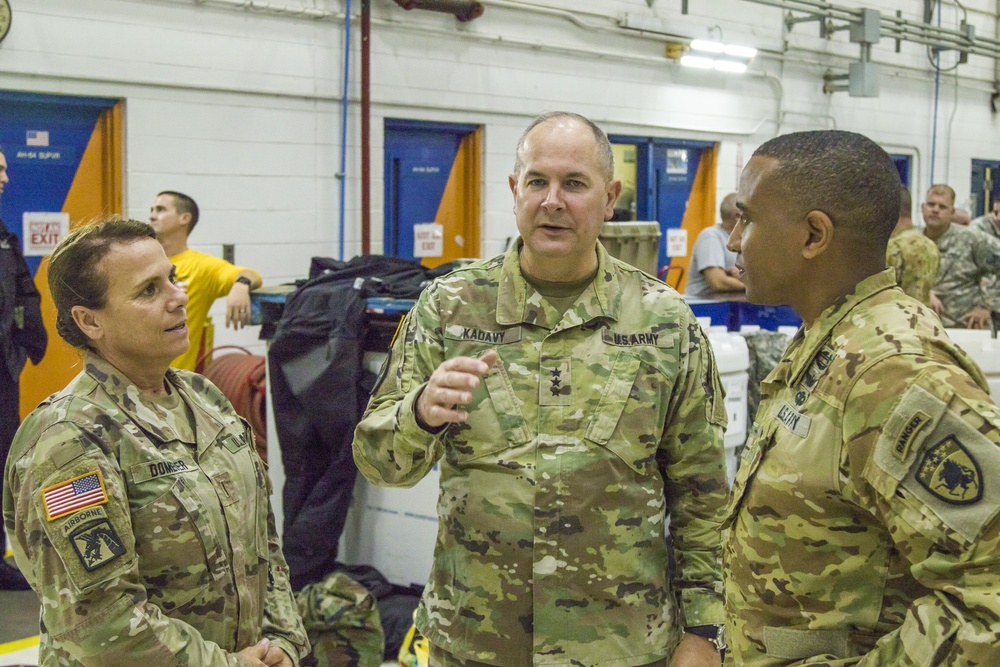 Kadavy Meets with Nebraska Hurricane Relief Soldiers