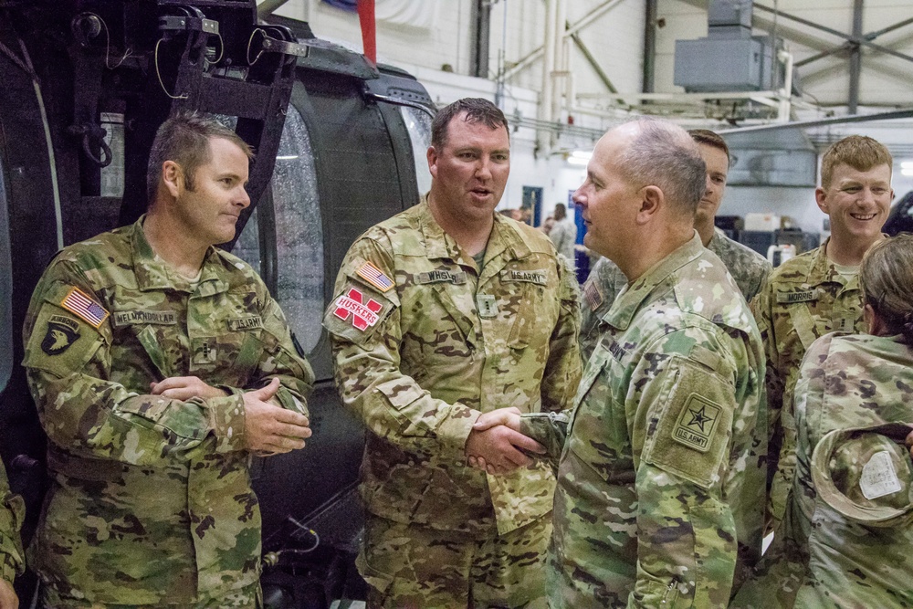 Kadavy Meets with Nebraska Hurricane Relief Soldiers
