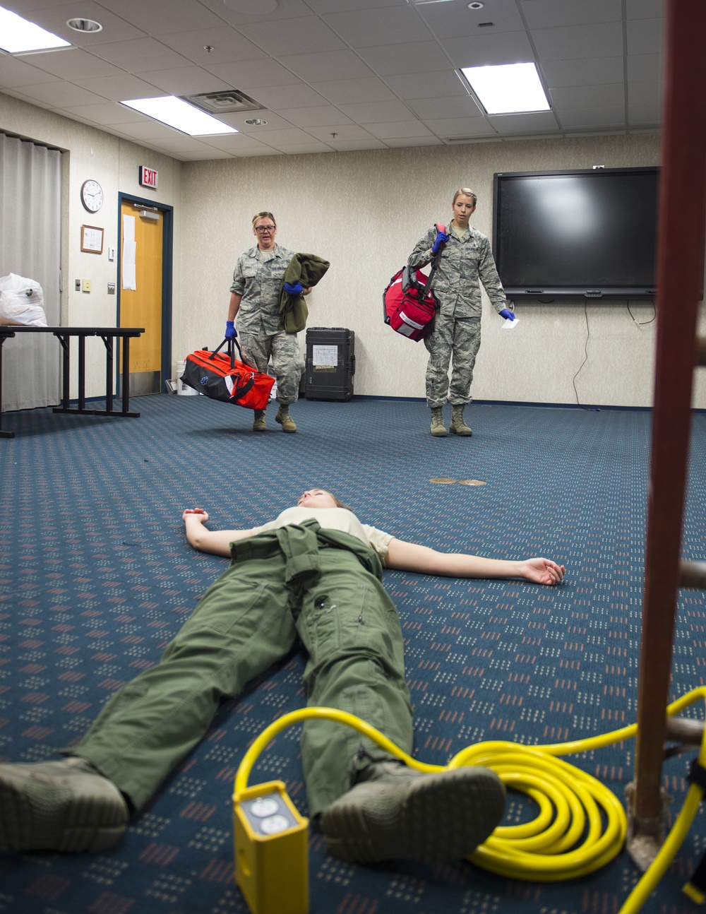 DVIDS Images EMT Refresher Training [Image 7 of 12]