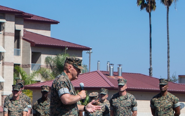 U.S. Marine Corps top leader visits Marines, Sailors at Camp Pendleton