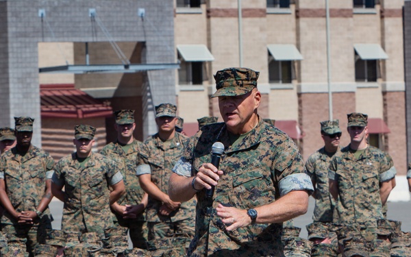 U.S. Marine Corps top leader visits Marines, Sailors at Camp Pendleton
