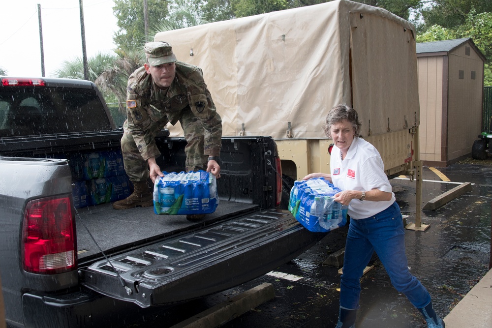 Maj. Gen. Livingston Visits Troops, EMD and 501 Highway Sandbag Mission