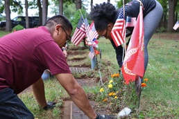 Commando Engineers clean up a military cemetery