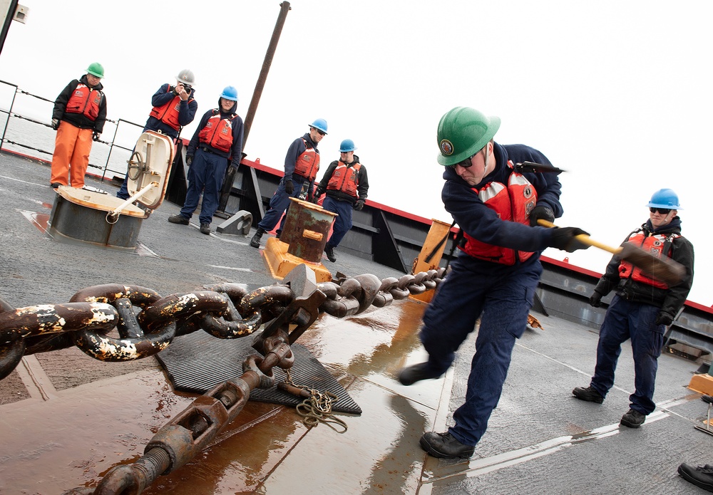 Coast Guard Cutter Healy conducts Arctic patrol in support of the Office of Naval Research