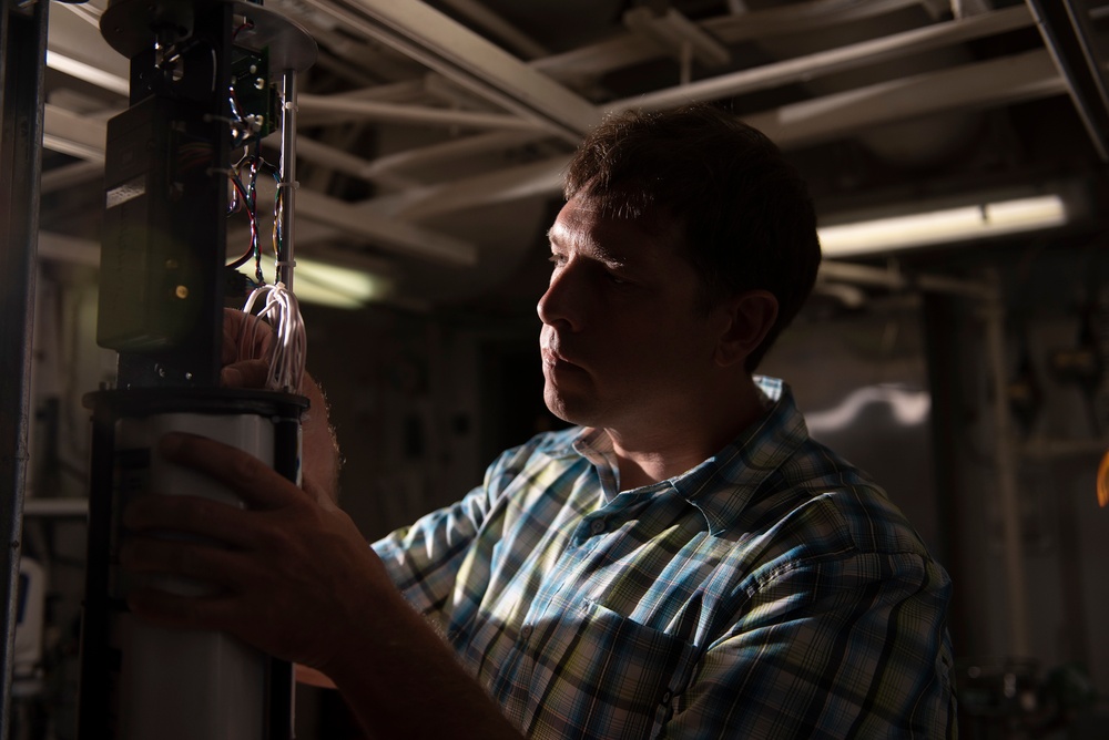 Coast Guard Cutter Healy conducts Arctic patrol in support of the Office of Naval Research