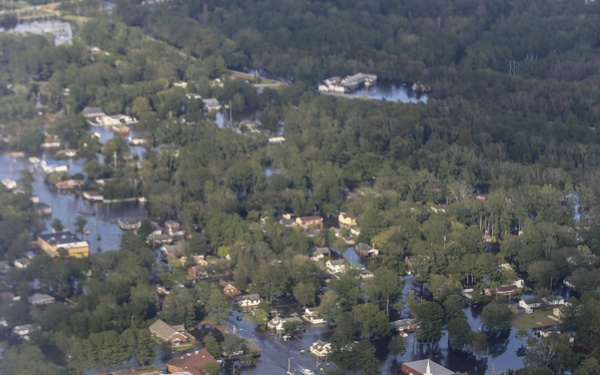 Alaska Guardsmen conduct rescue operations in North Carolina