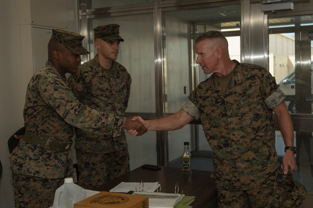 Lt. Gen. Smith visits MCAS Iwakuni