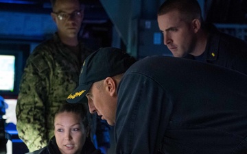 USS Jason Dunham provides defense for Theater Amphibious Combat Rehearsal 18