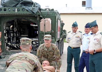 'Brave Rifles' Strykers host Colombian military