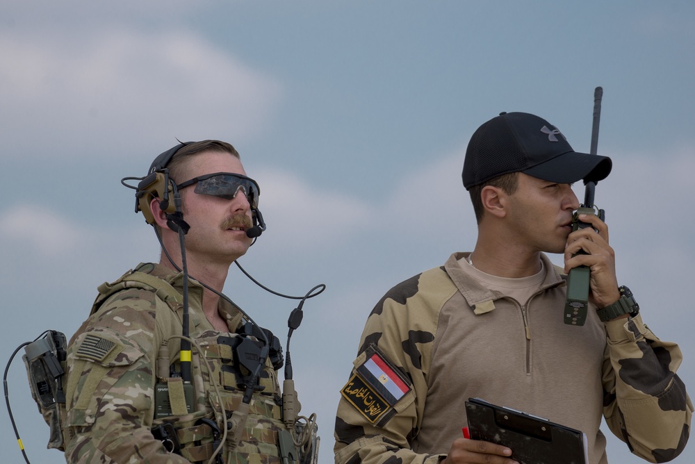 JTAC co-ordinate with F-16 Fighting Falcons