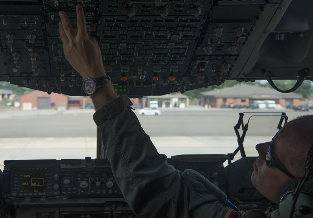 JB Charleston’s C-17 demonstration pilots showcase capabilities worldwide