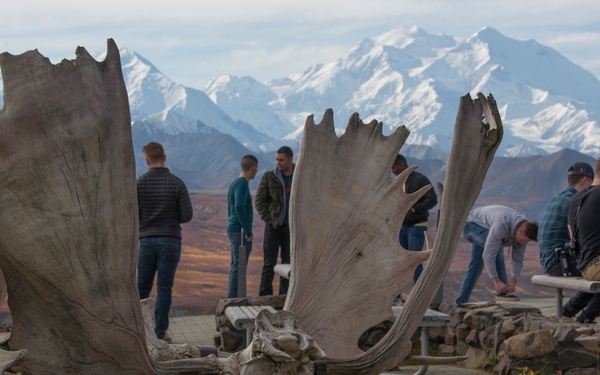 Military members explore Denali