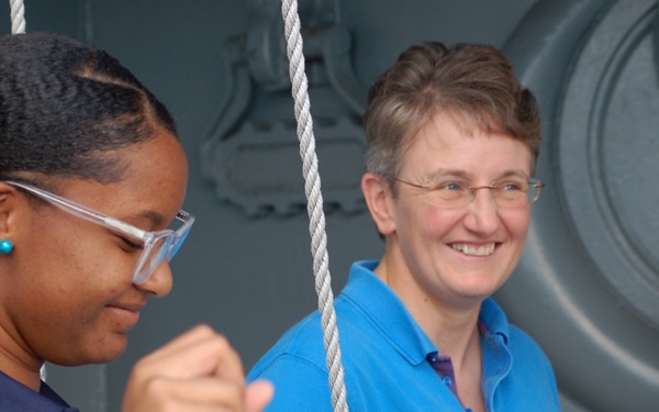Royal Navy Officers visit USS Wisconsin (BB-64)