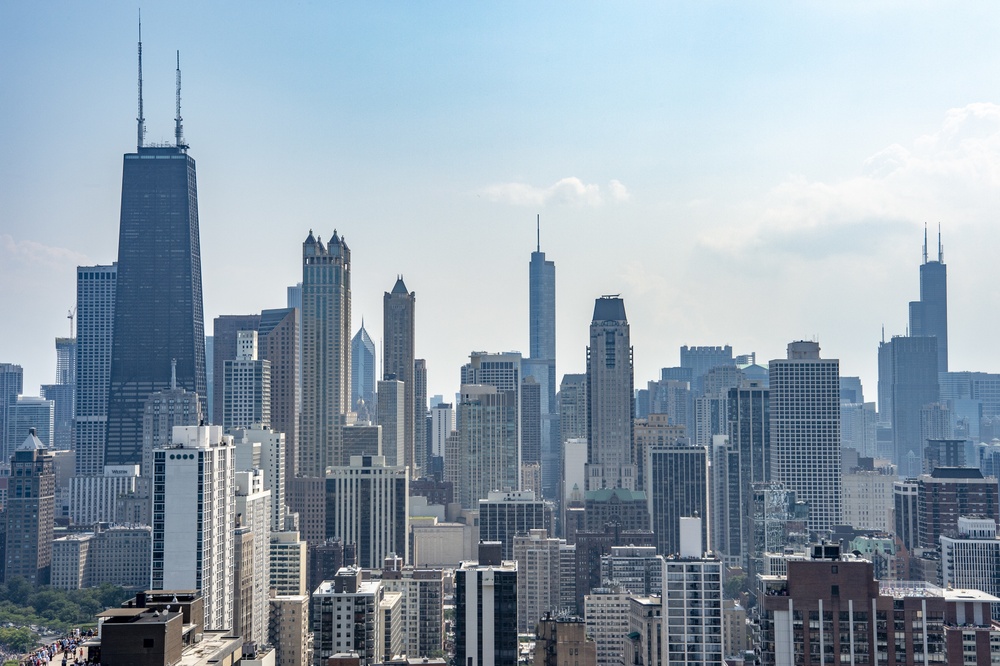 U.S. Air Force Thunderbirds perform at the Chicago Air and Water Show