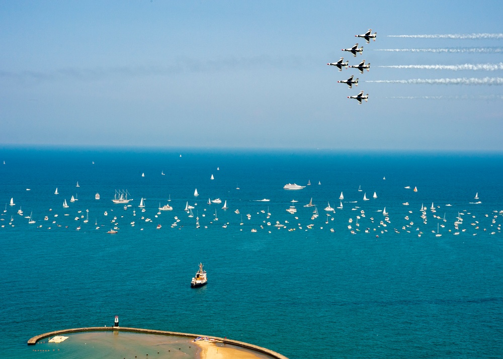 U.S. Air Force Thunderbirds perform at the Chicago Air and Water Show