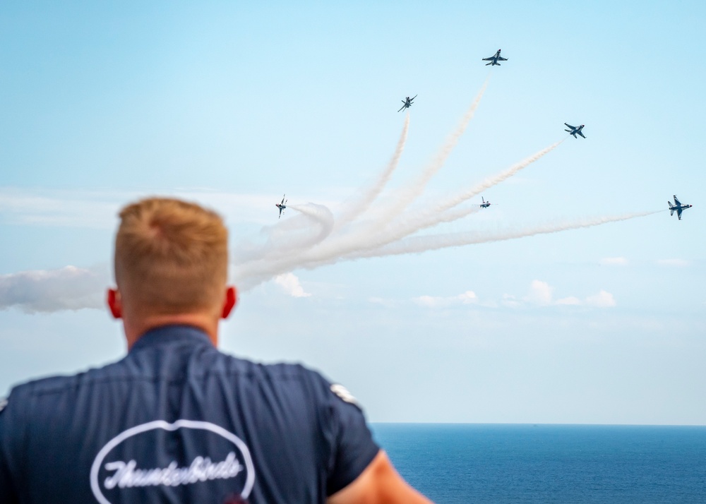 U.S. Air Force Thunderbirds perform at the Atlantic City Airshow