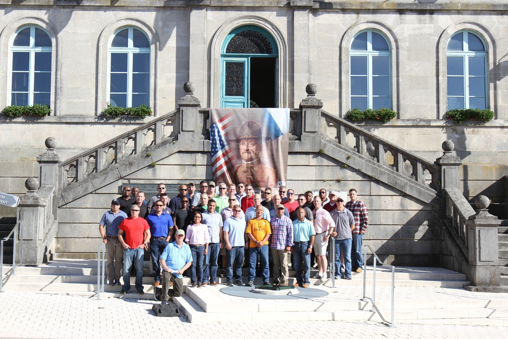 10th AAMDC Visits Pershing Headquarters
