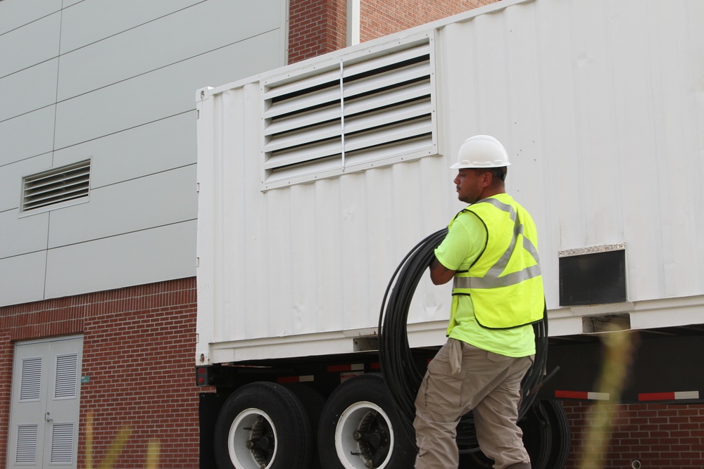USACE Installs Temp Power for Shelter Sites in  Beaufort, NC