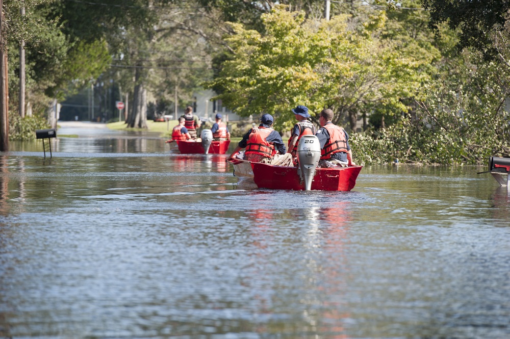 Coast Guard crews search flooded town of Trenton, North Carolina