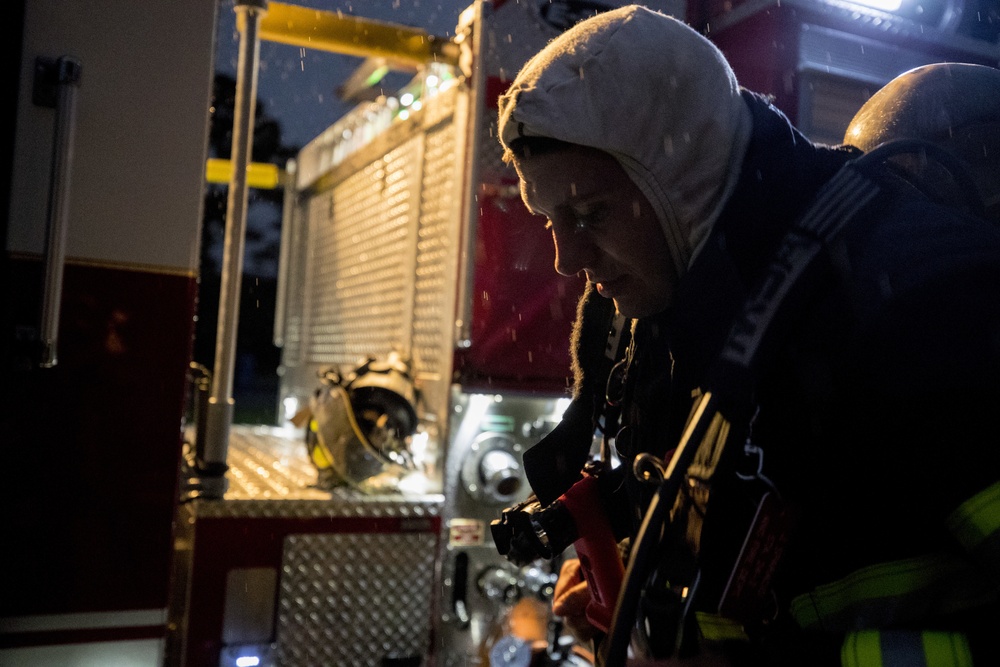 New Jersey State and Guard firefighters train with live burns