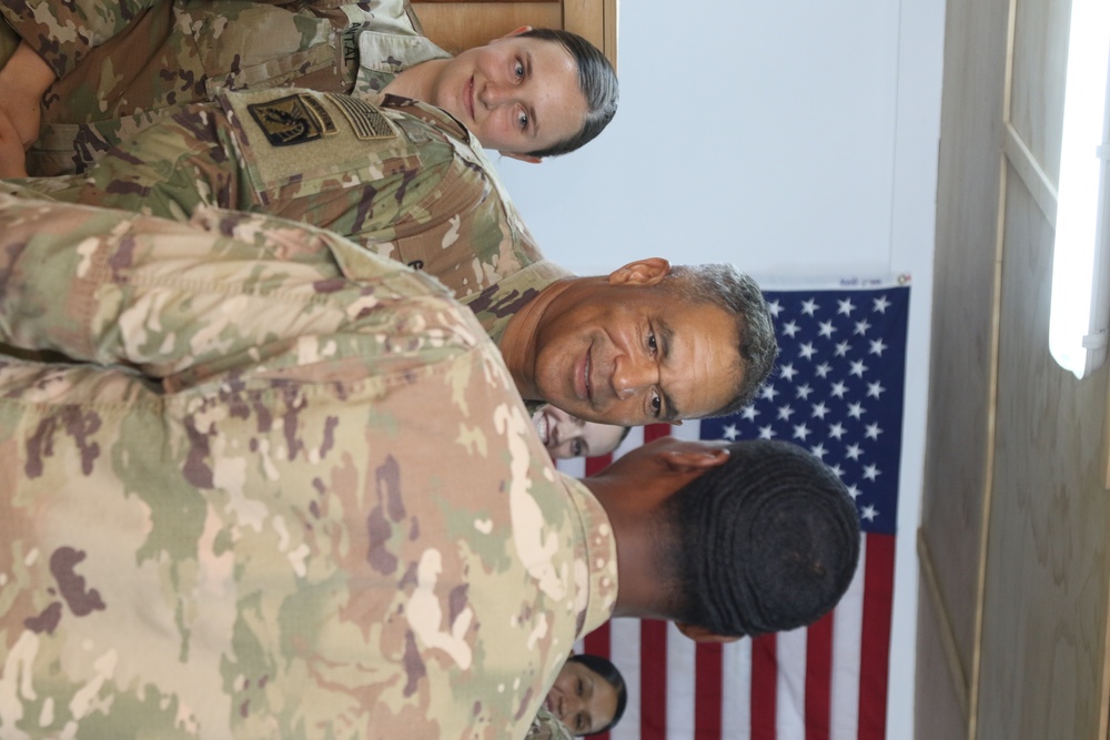 LTG Garrett visits SLC, FLE in Iraq