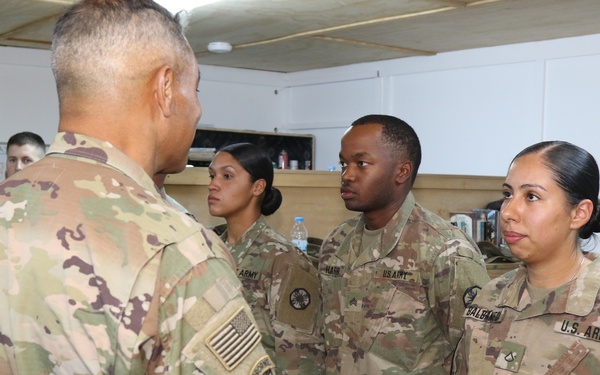 LTG Garrett visits SLC, FLE in Iraq
