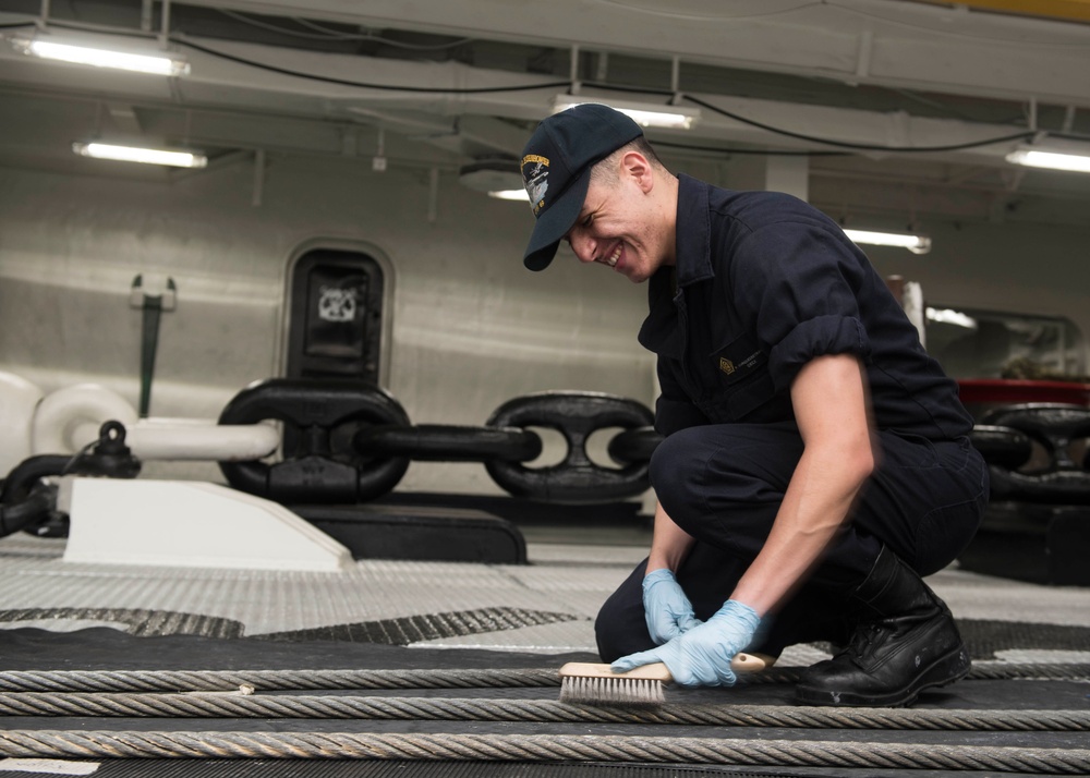 USS Dwight D. Eisenhower