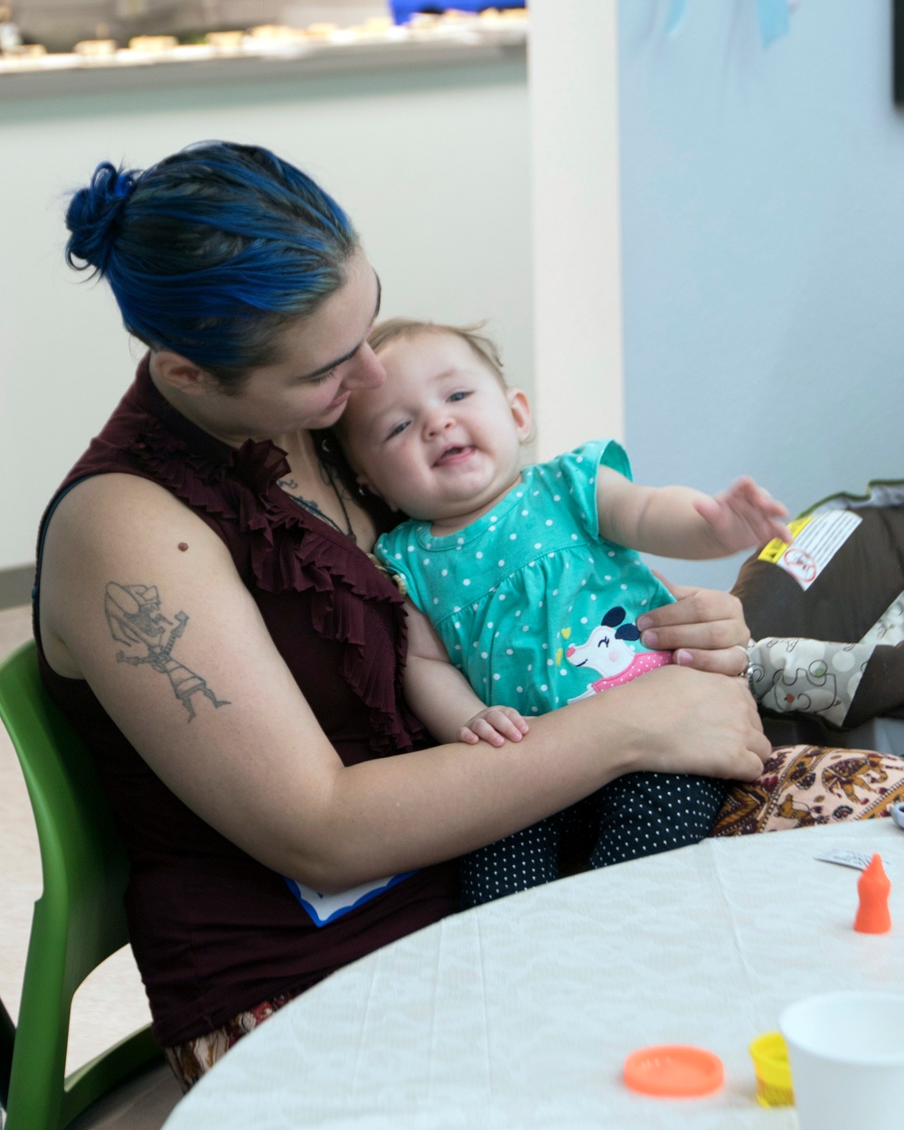 USO Special Delivery with Heidi Murkoff