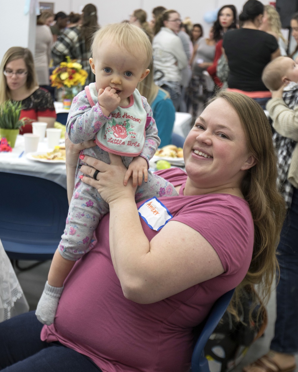 USO Special Delivery with Heidi Murkoff