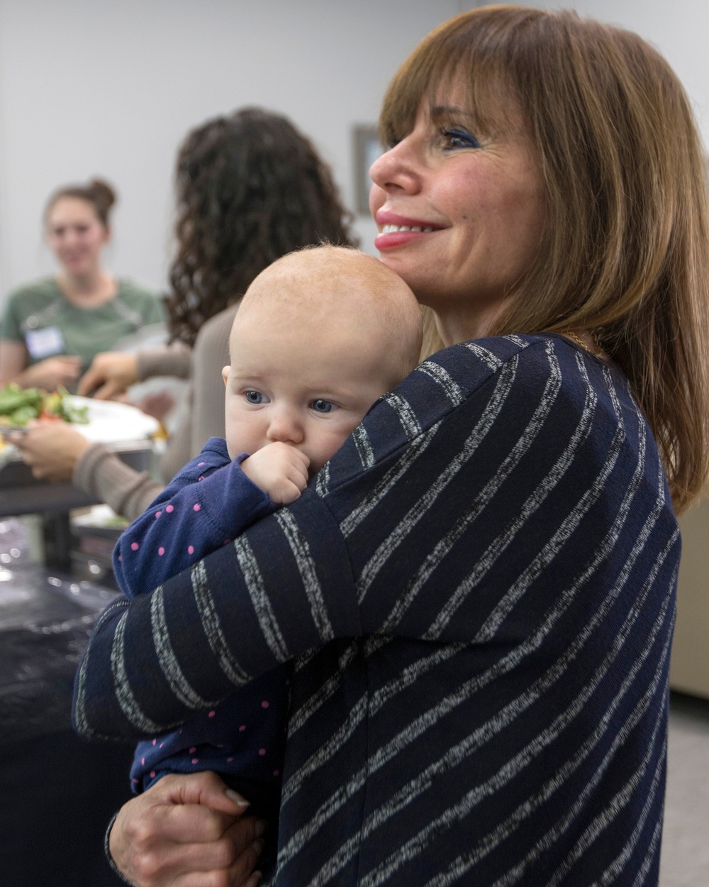 USO Special Delivery with Heidi Murkoff