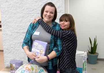 USO Special Delivery with Heidi Murkoff