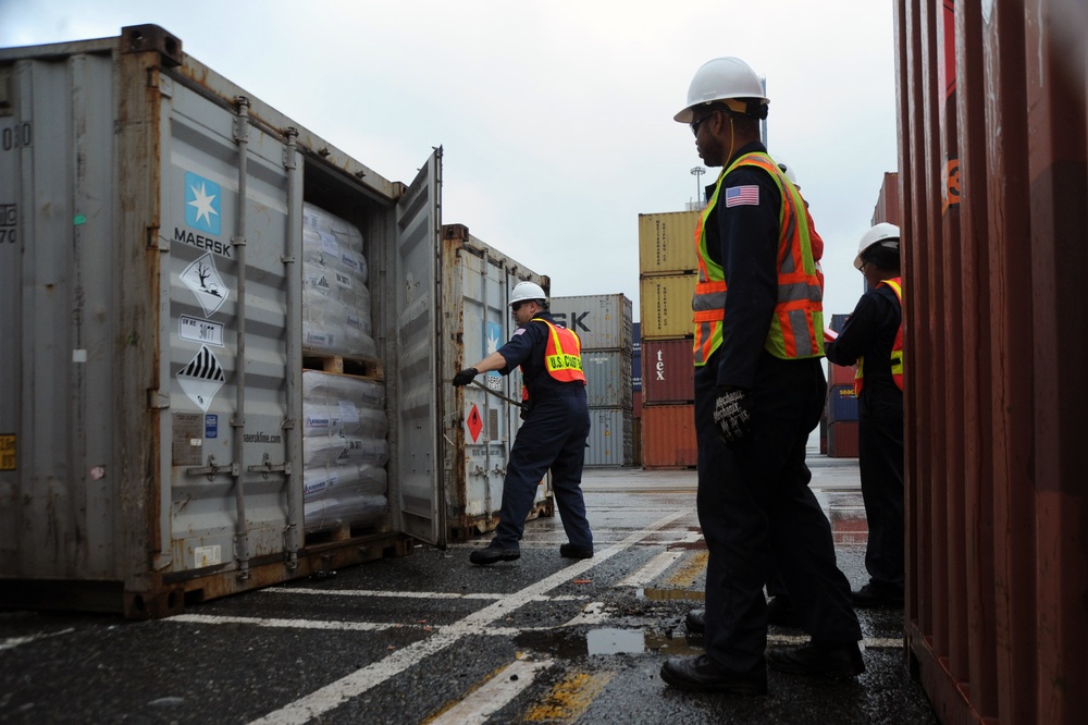 USCG Conducts Inspections at Port of Baltimore