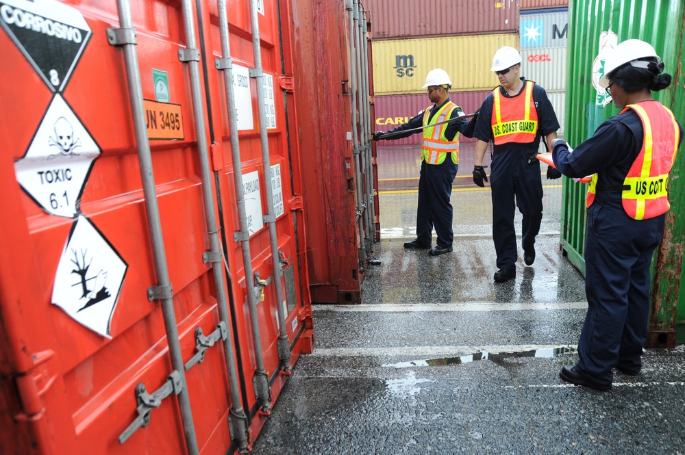 USCG Conducts Inspections at Port of Baltimore