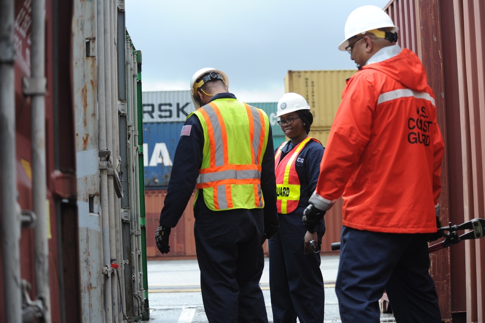 USCG Conducts Inspections at Port of Baltimore