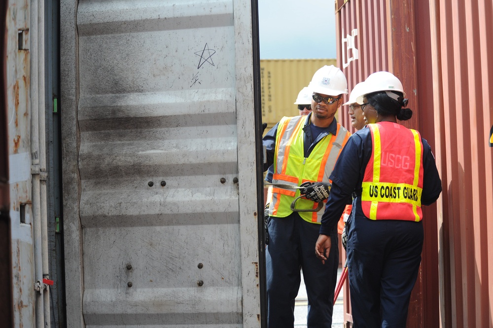 USCG Conducts Inspections at Port of Baltimore