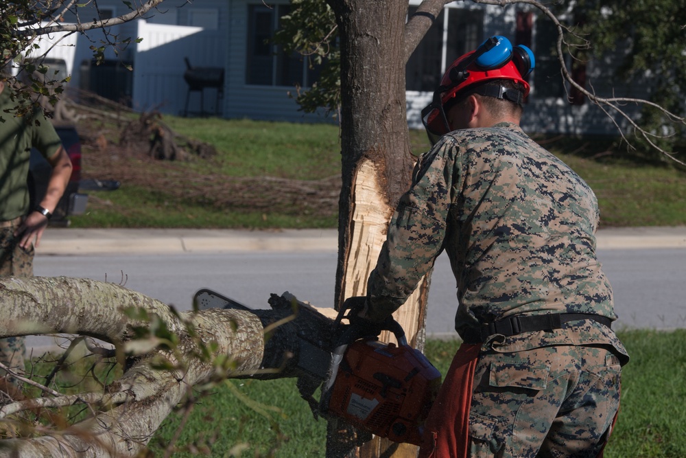 8th Engineer Support Battalion help clean up Camp Lejeune after Hurricane Florence