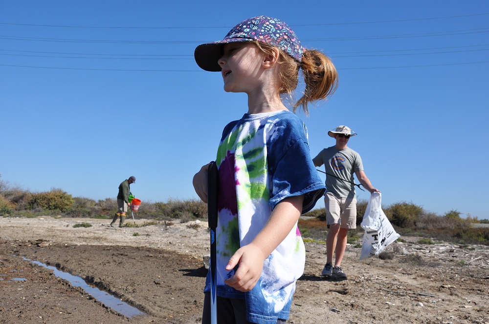 Corps hosts cleanup event at Santa Ana River Marsh