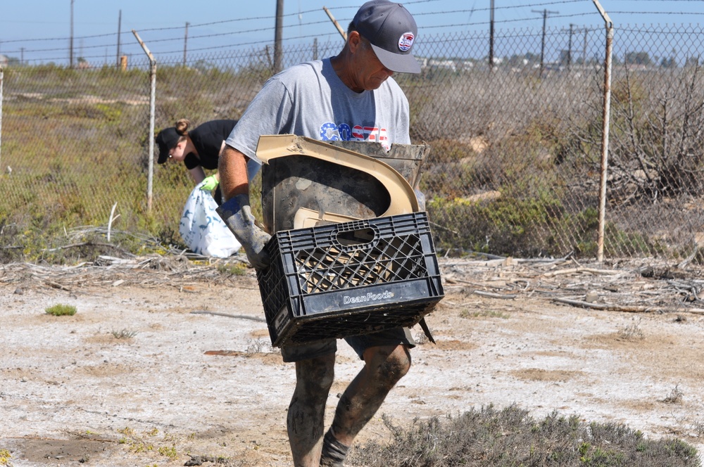 Corps hosts cleanup event at Santa Ana River Marsh