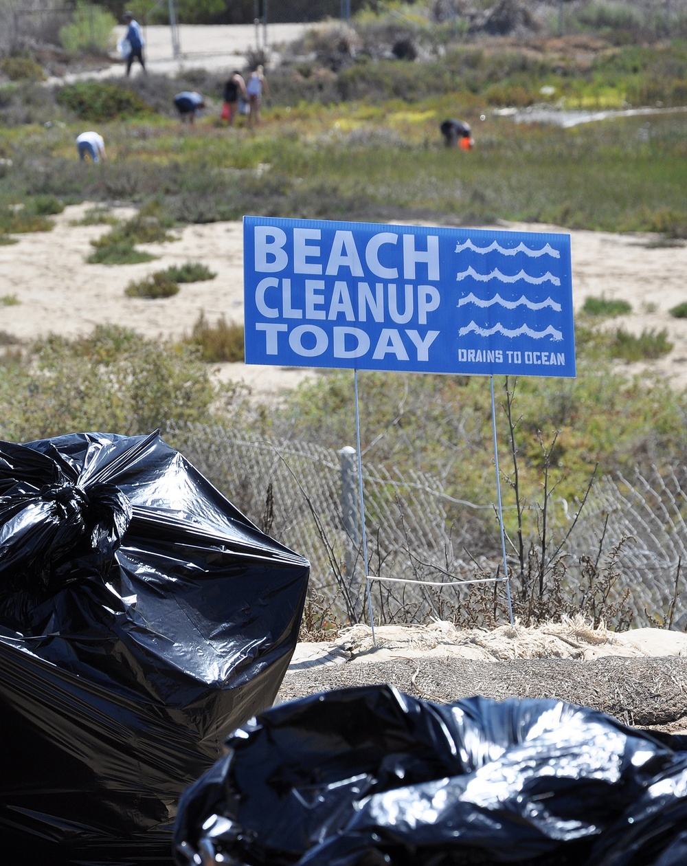 Corps hosts cleanup event at Santa Ana River Marsh